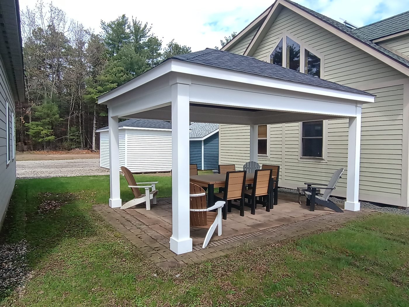 12′ x 16′ Bellavue Vinyl Pavilion