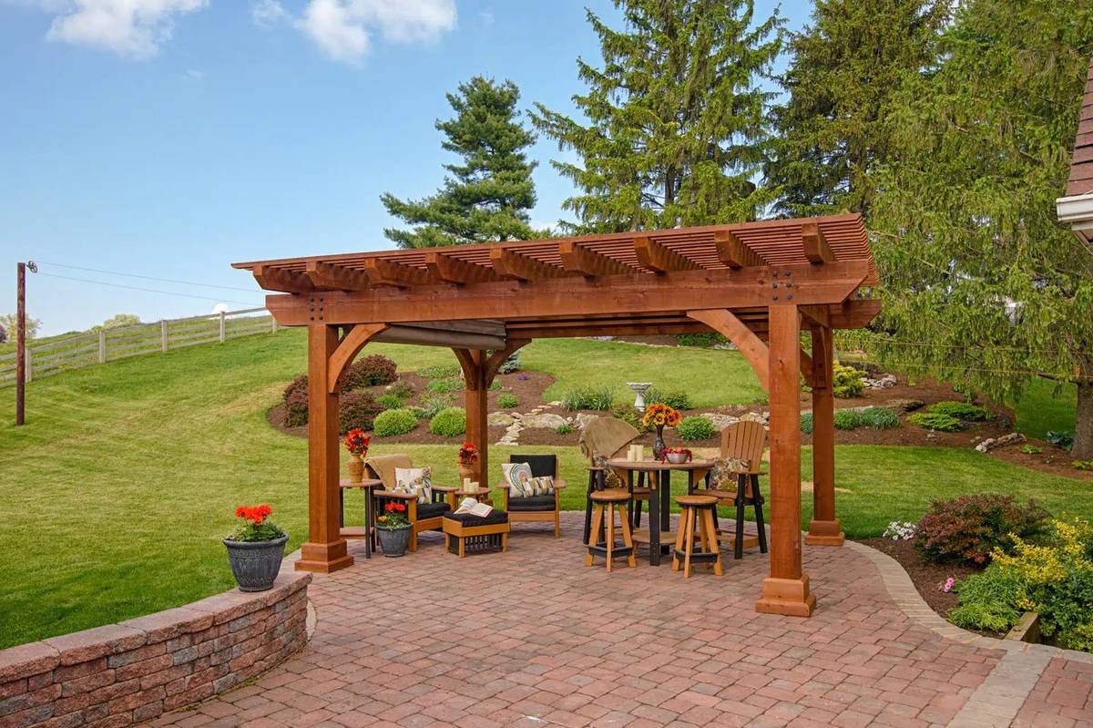 Free standing pergola with roof