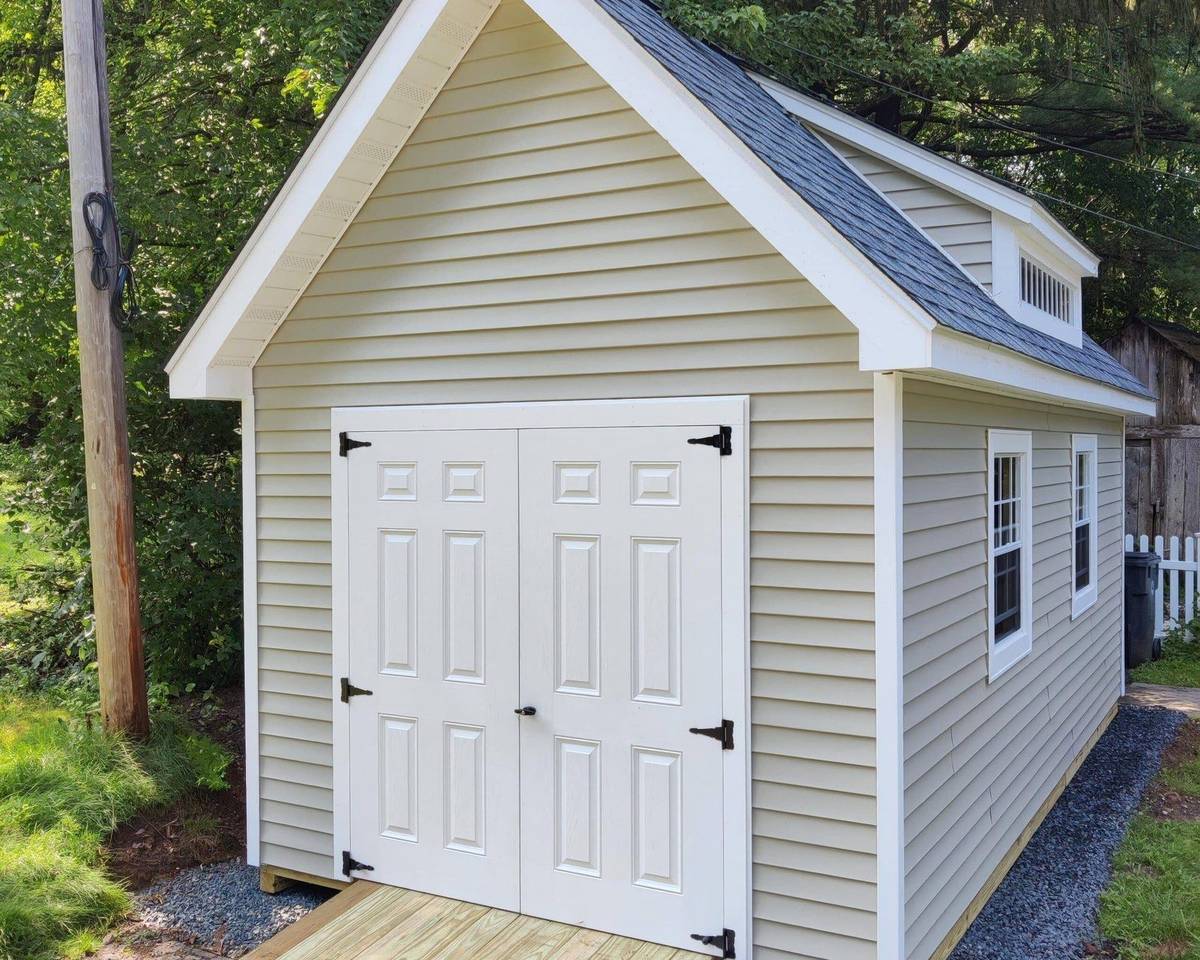 10×20 Homestead Hampshire