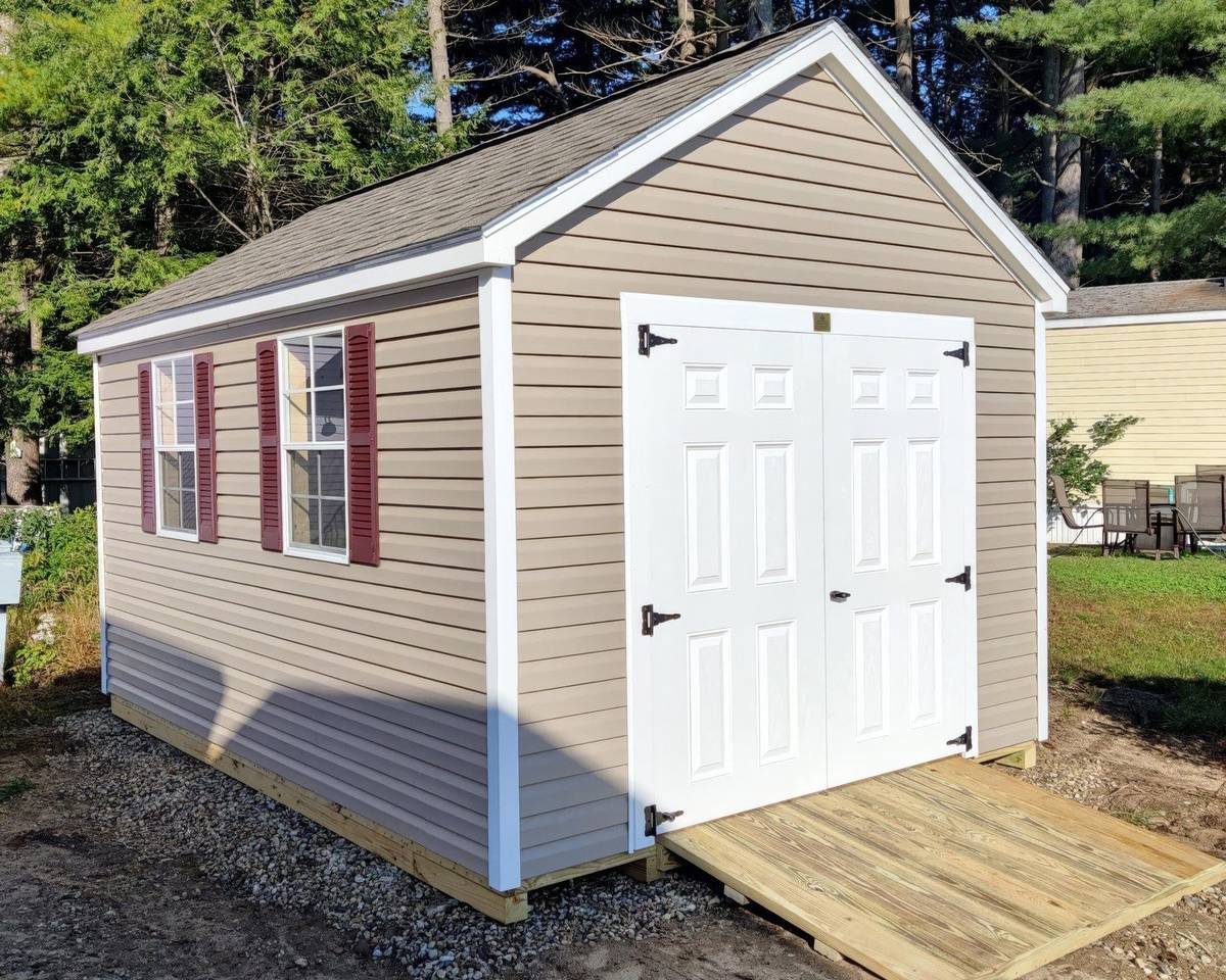 Keystone Cape shed — real Hometown Structures Cape photo, full shed
